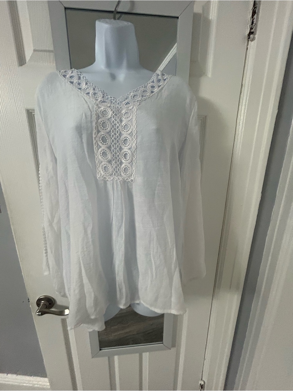 Counterparts White Crochet-Trim V-Neck Tunic